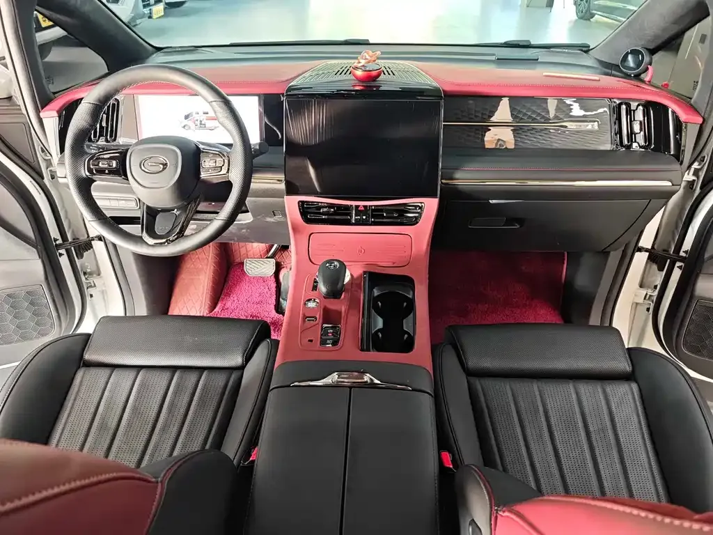 GAC Motor Trumpchi M8 — фото 10