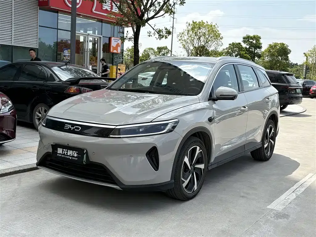 BYD Seal 05 DM-i — фото 1