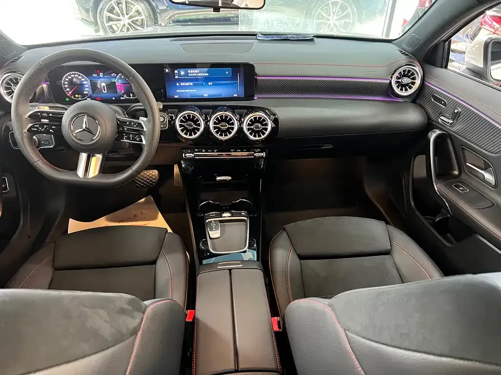 Mercedes-Benz A-Class — фото 5