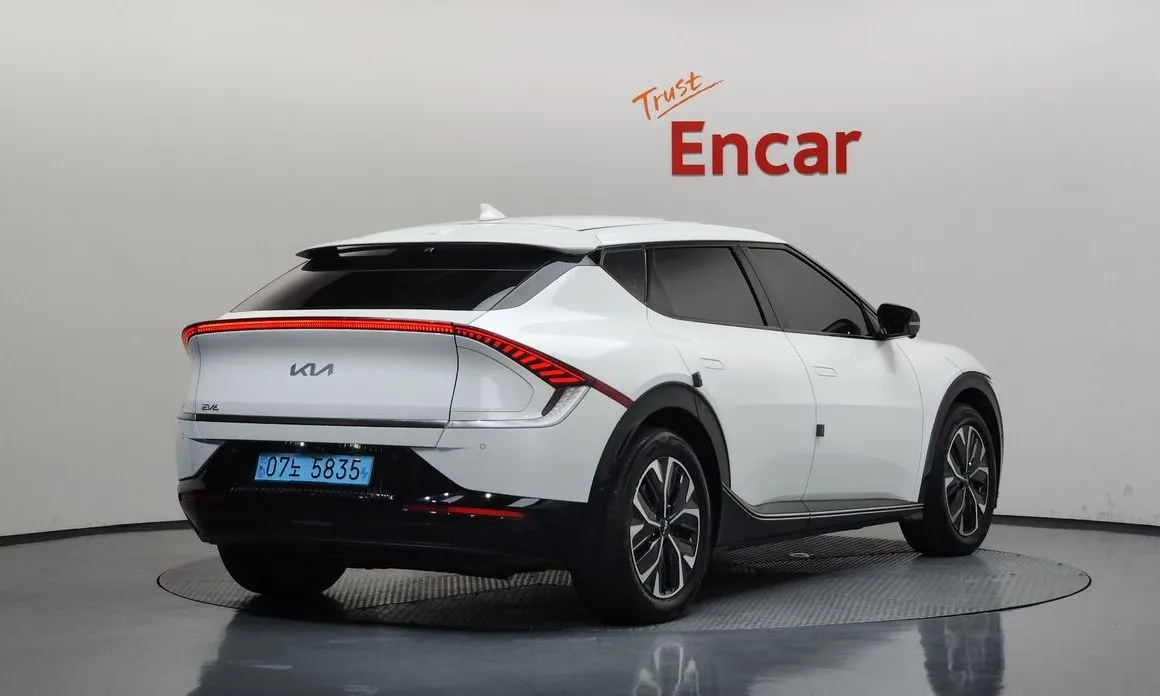 Kia EV6 — фото 2