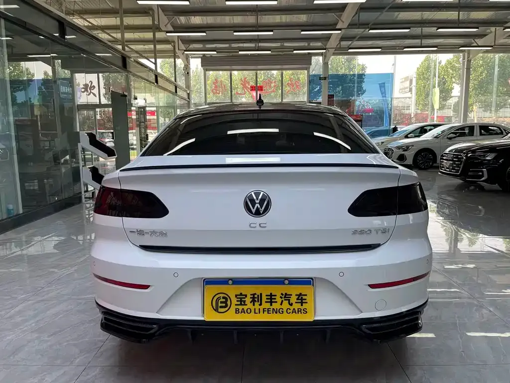 Volkswagen CC — фото 8