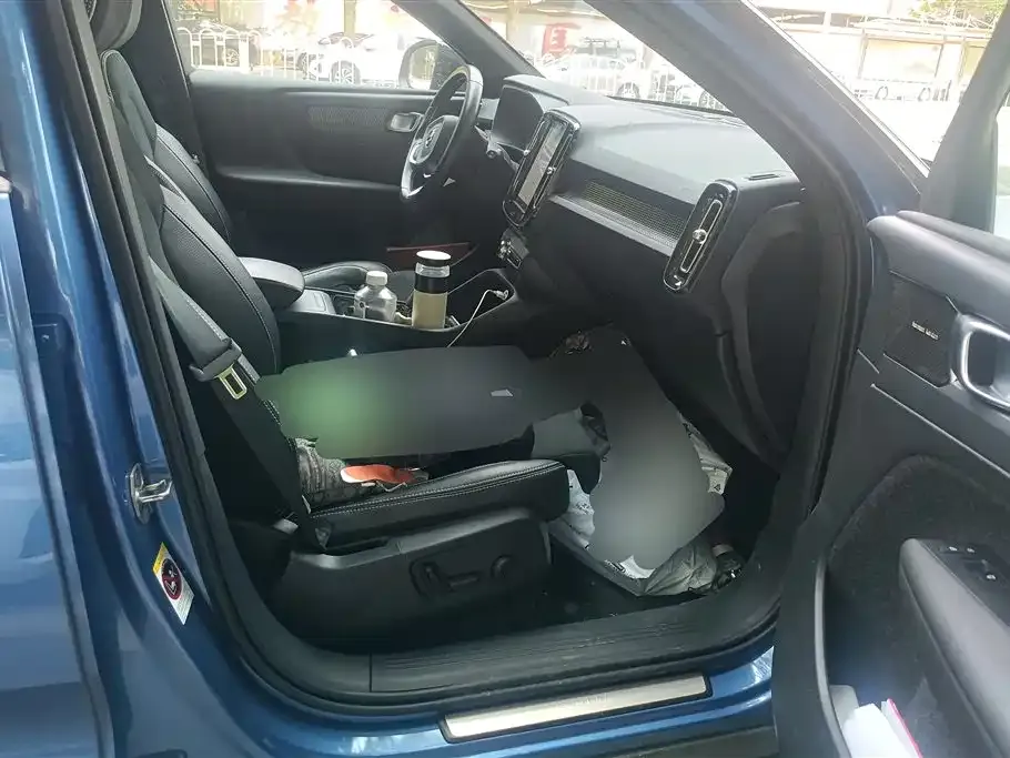 Volvo XC40 NEV 2021 из CN, фото 4
