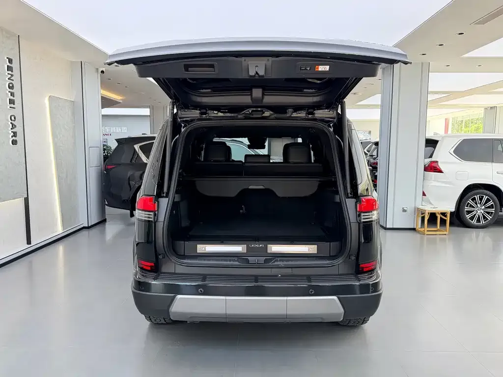 Lexus GX 2025 из CN, фото 3
