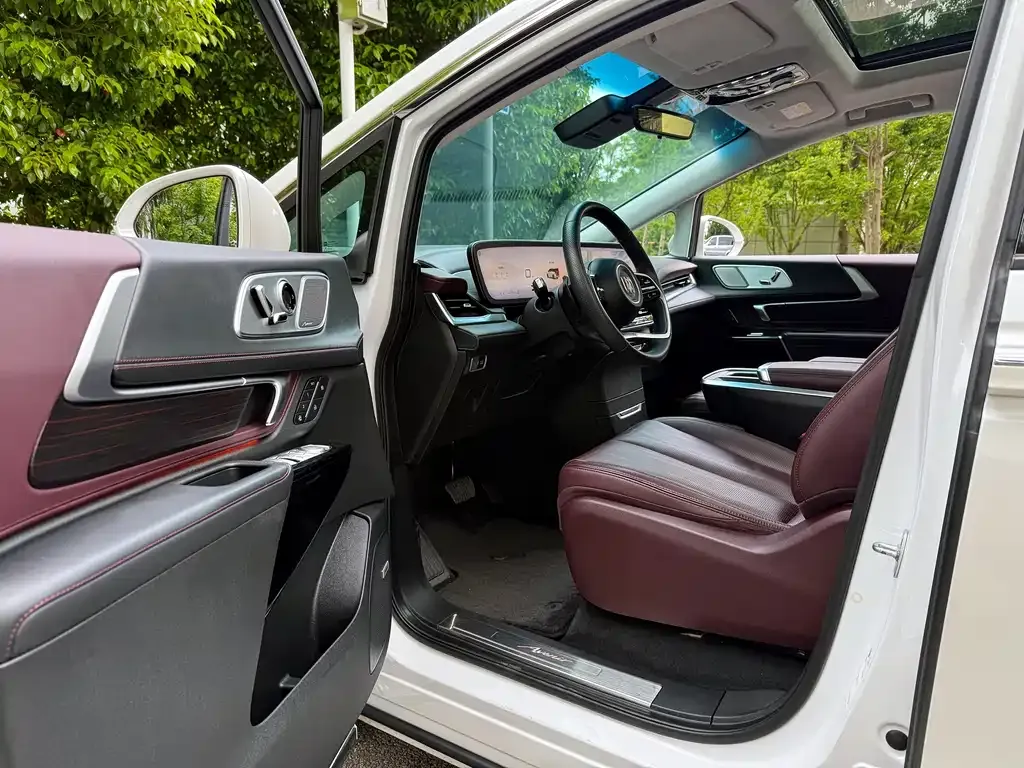 Buick Century 2023 из CN, фото 10
