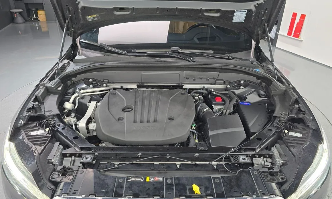 Volvo XC60 2021 из KR, фото 7