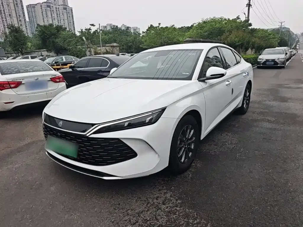 BYD Qin L — фото 7