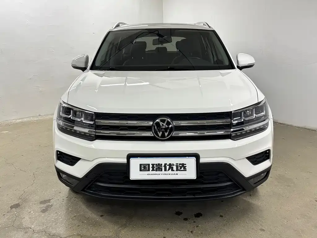 Volkswagen Tharu — фото 6