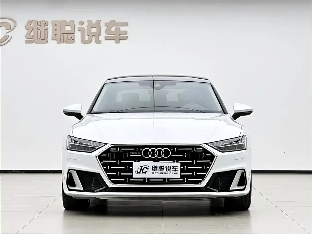 Audi A7L — фото 7