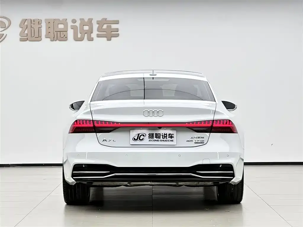 Audi A7L — фото 5