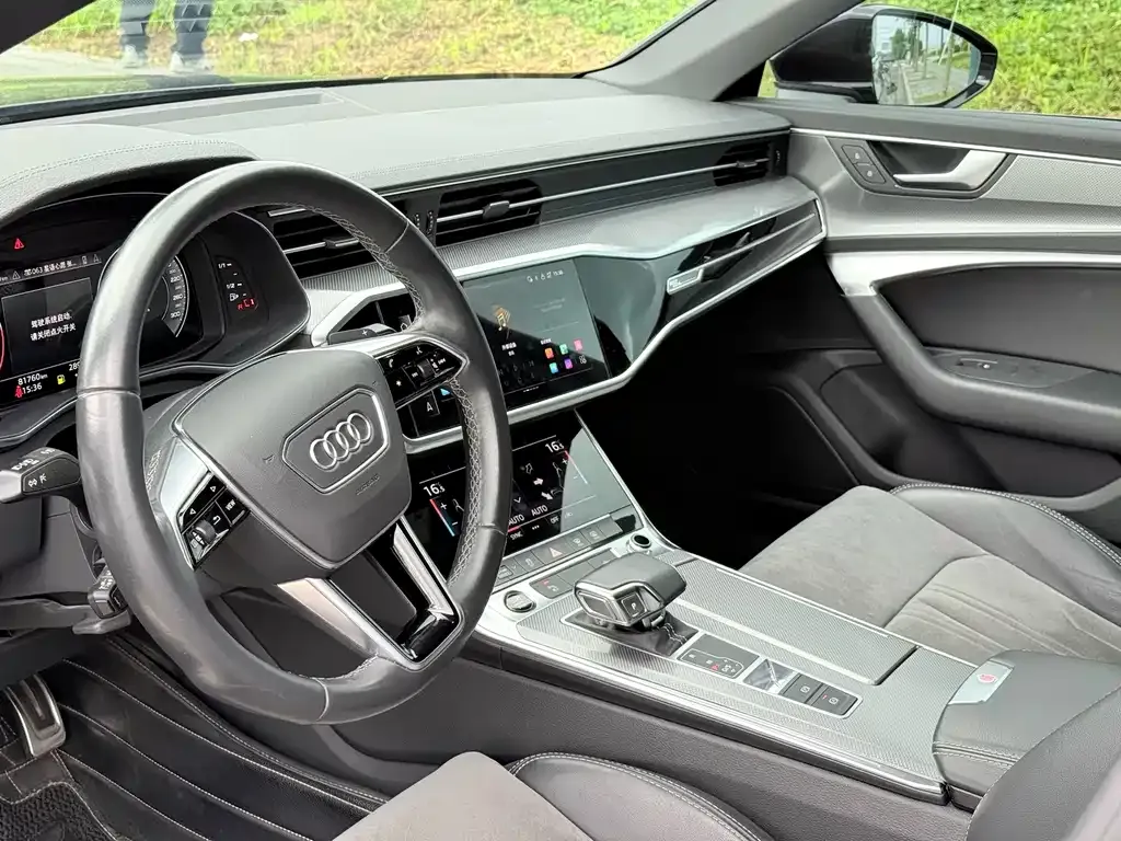 Audi A6L — фото 5