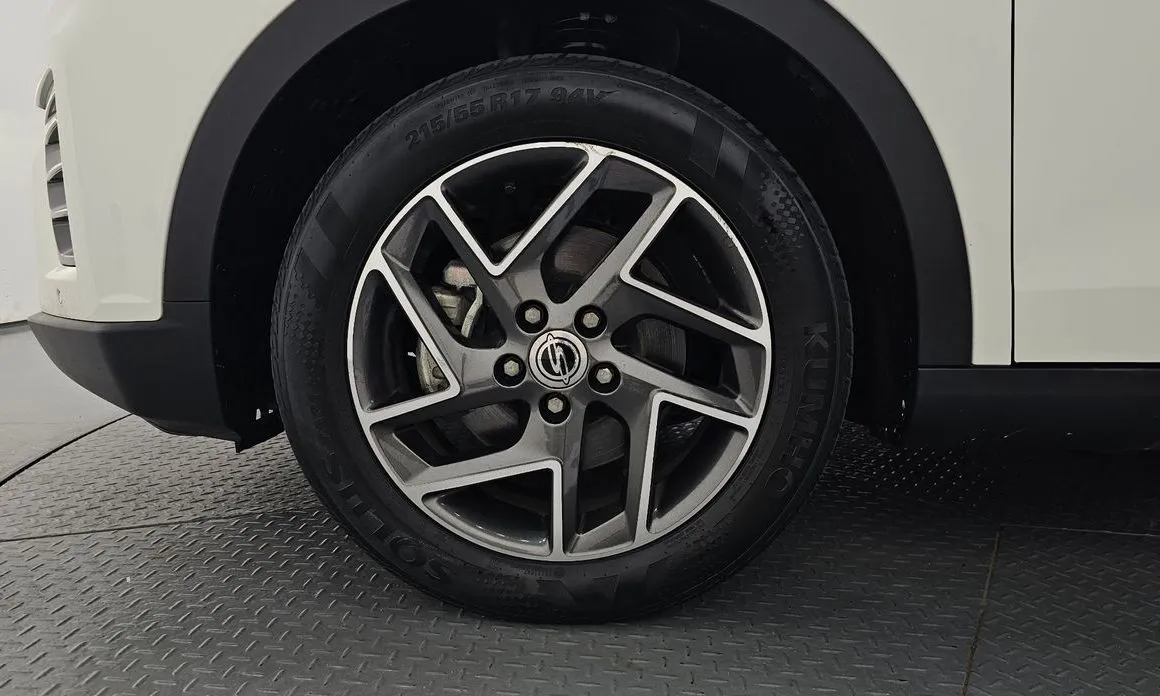 KG Mobility (Ssangyong) TIBOLI 2022 из KR, фото 9