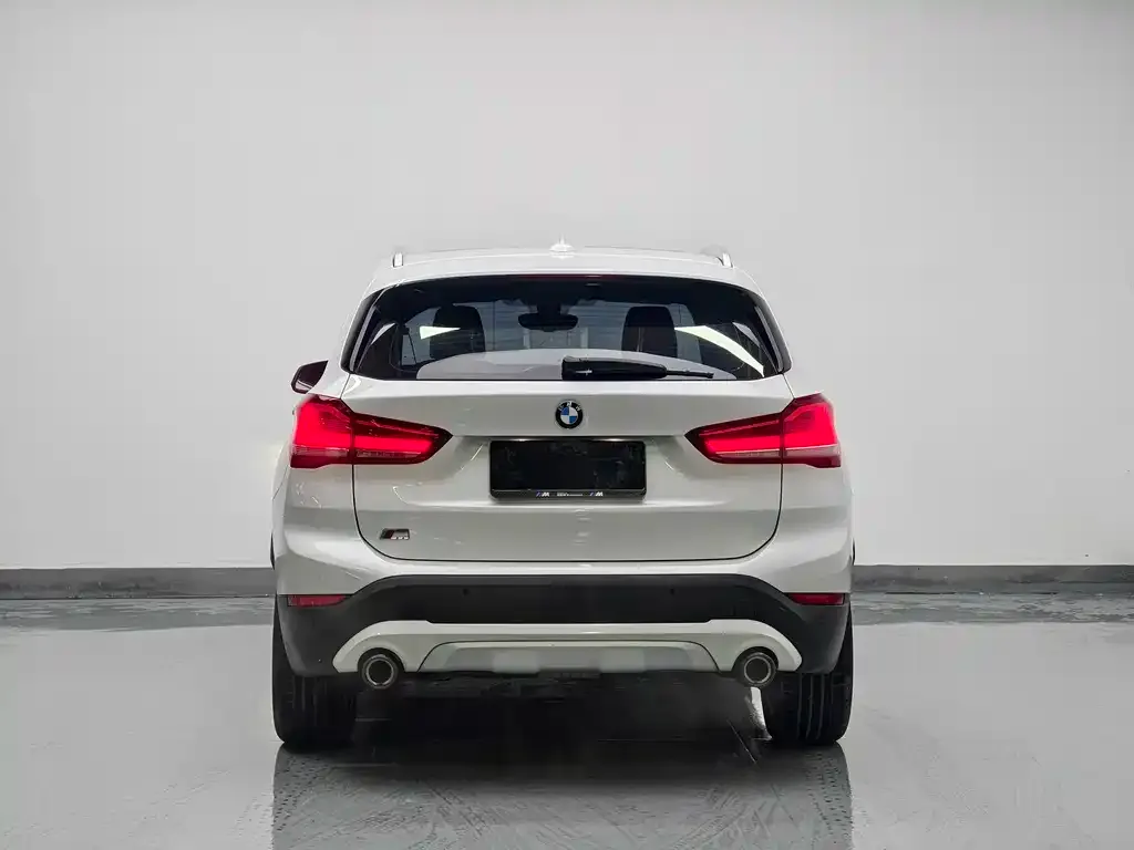 BMW X1 — фото 4