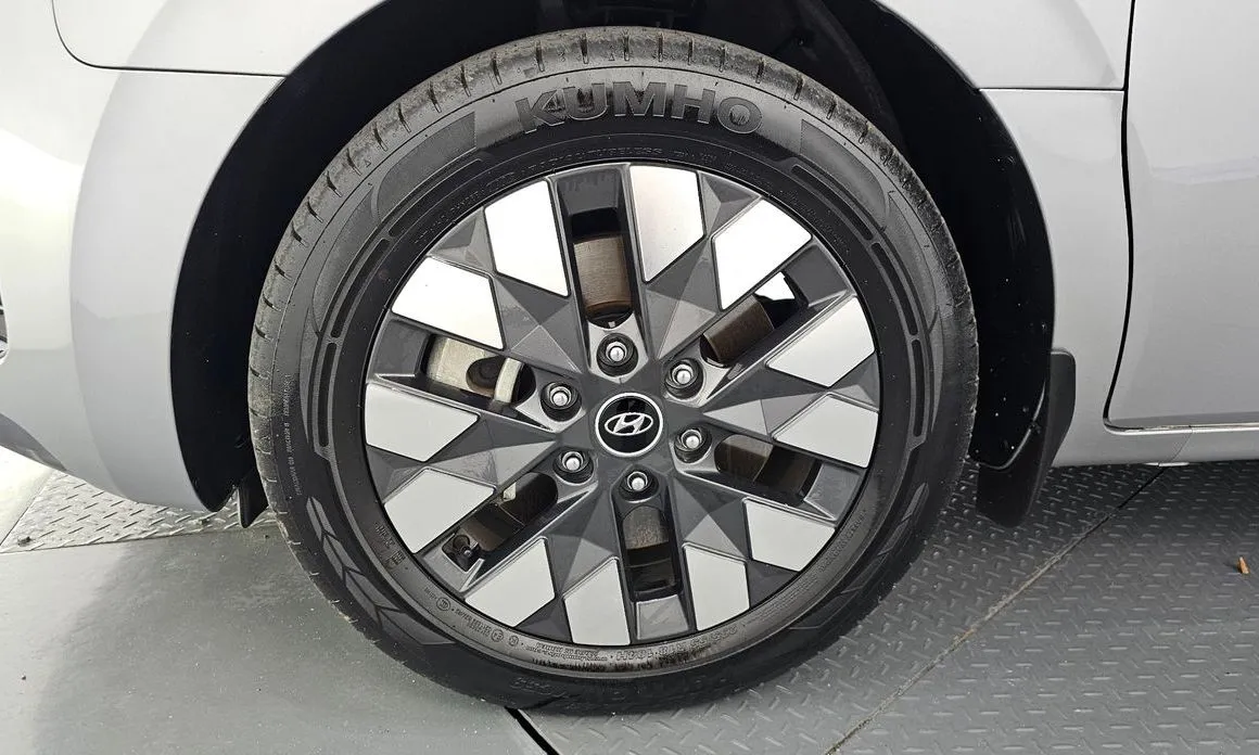 Hyundai Staria 2023 из KR, фото 3