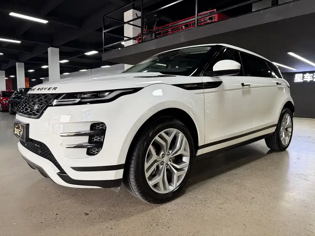 Land Rover Evoque — фото 1