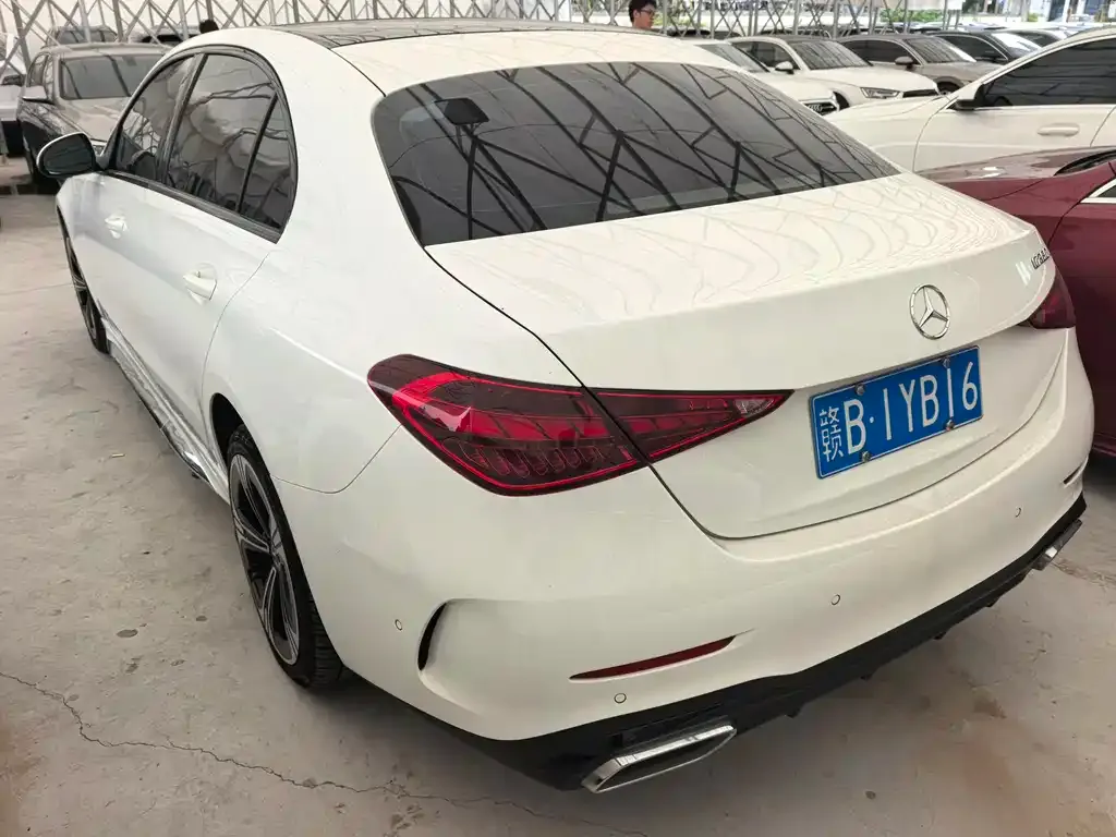 Mercedes-Benz C-Class — фото 10