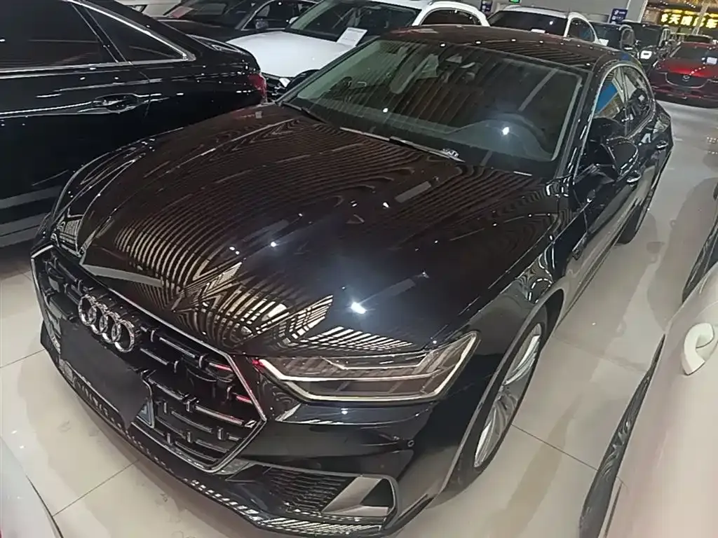 Audi A7L — фото 10