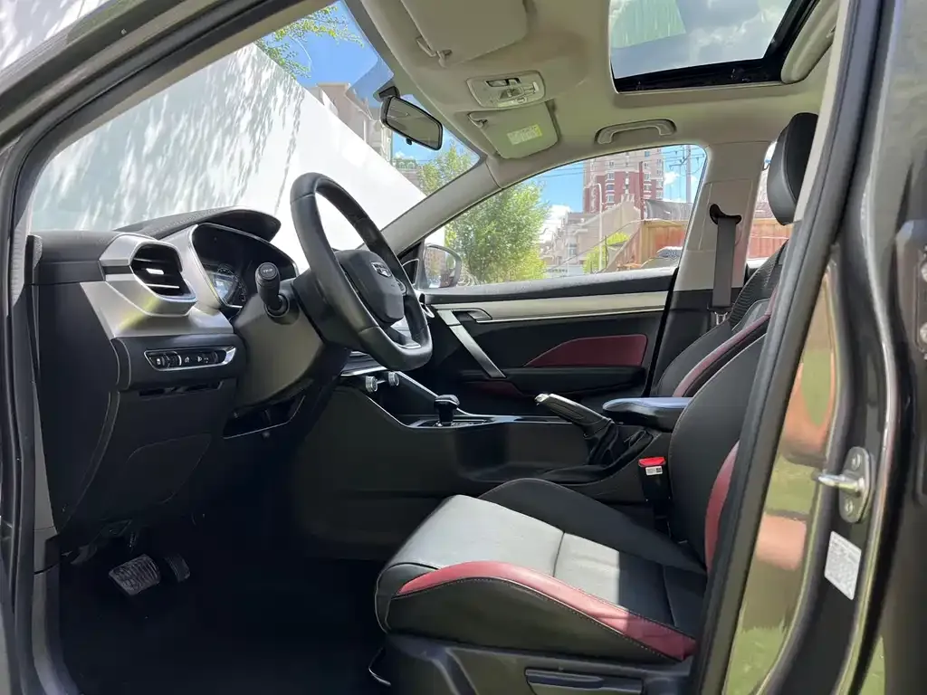 Geely Binyue 2021 из CN, фото 6