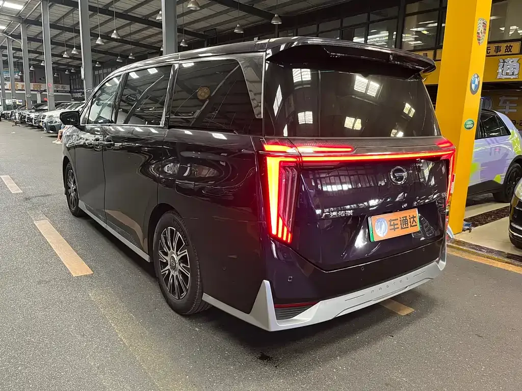 GAC Motor Trumpchi E9 — фото 10