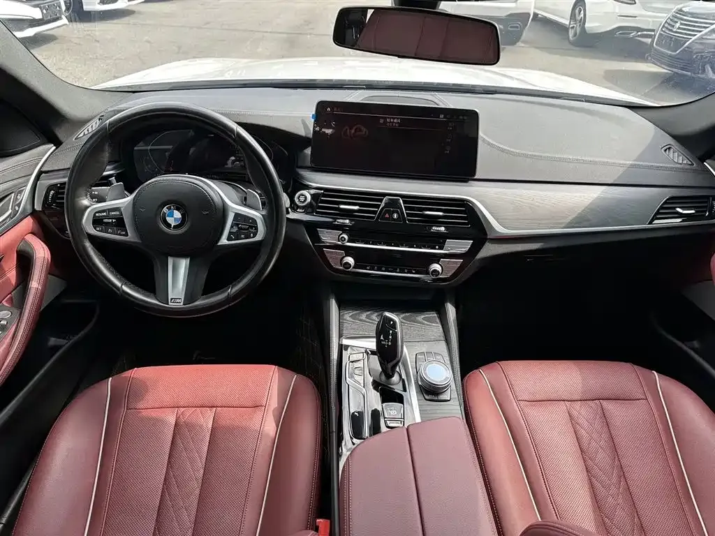 BMW 5 Series — фото 2