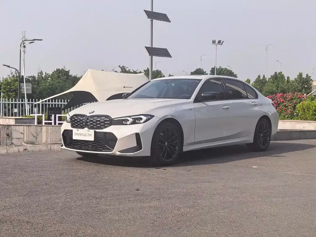 BMW 3 Series — фото 1