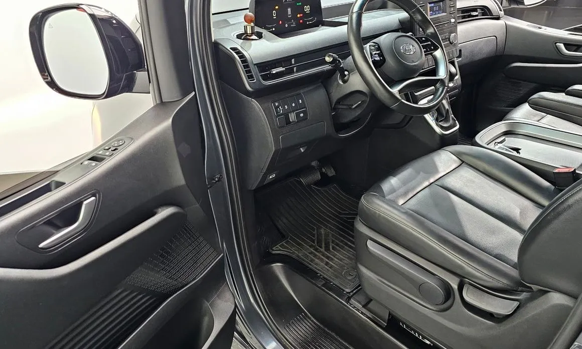 Hyundai Staria 2023 из KR, фото 10