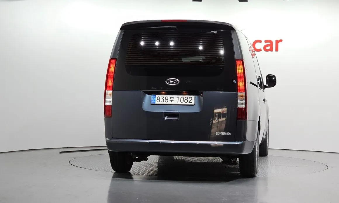 Hyundai Staria 2023 из KR, фото 3