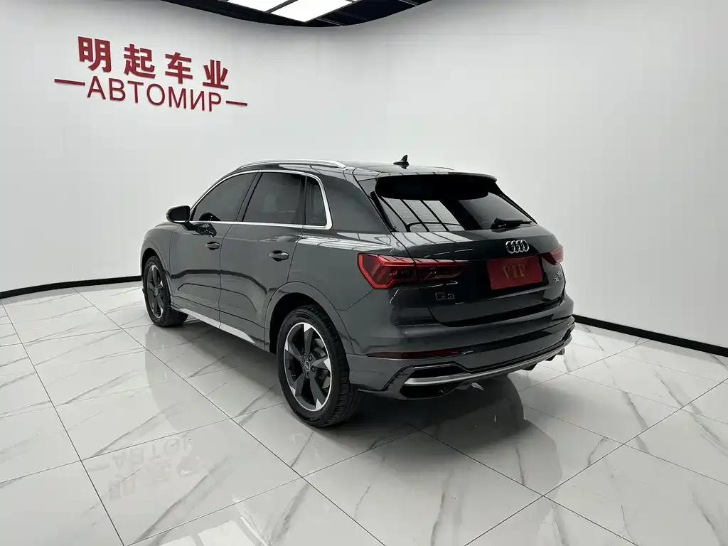 Audi Q3 — фото 6