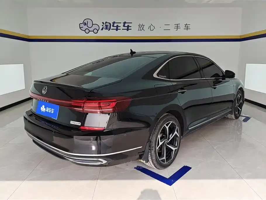 Volkswagen Passat — фото 4