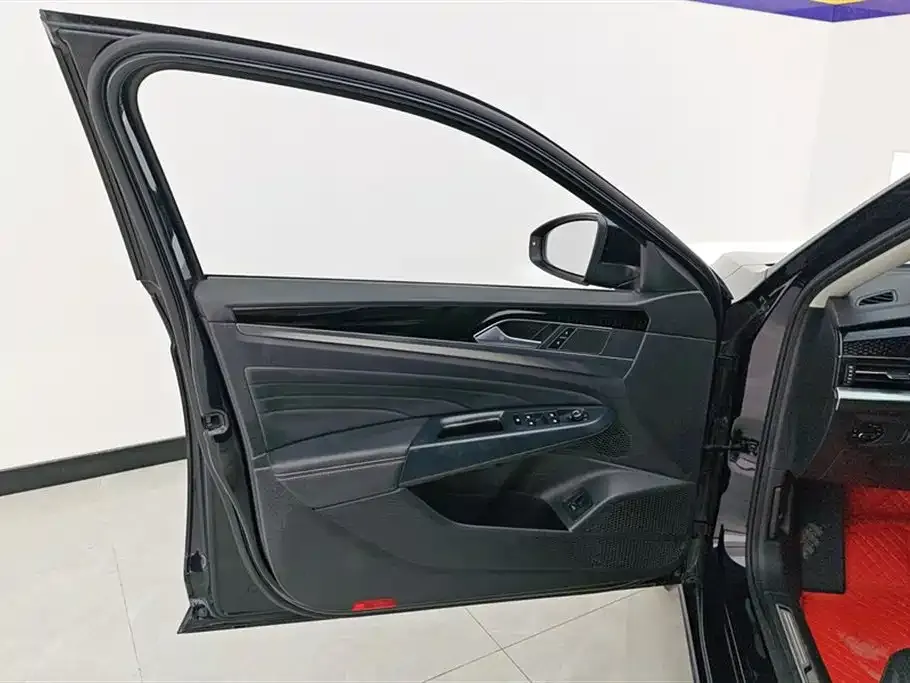 Volkswagen Passat — фото 3