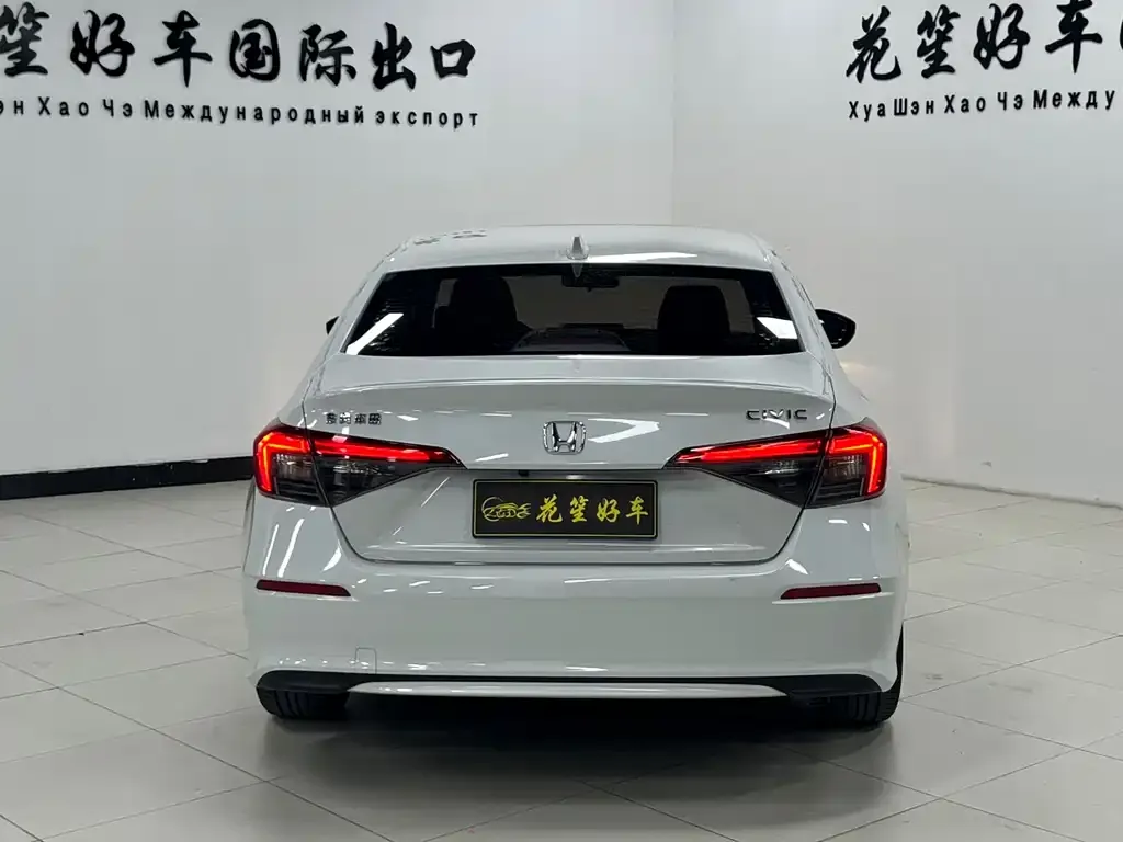 Honda Civic — фото 5