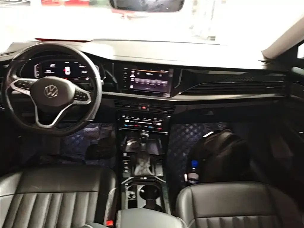 Volkswagen Passat — фото 6