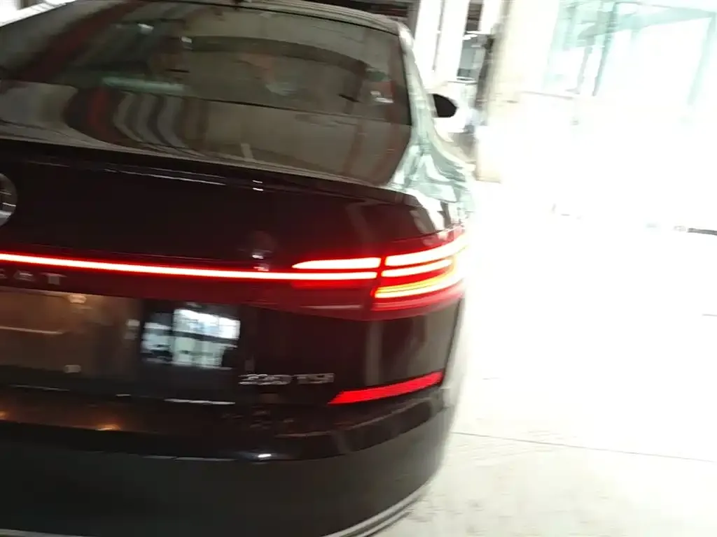 Volkswagen Passat — фото 2