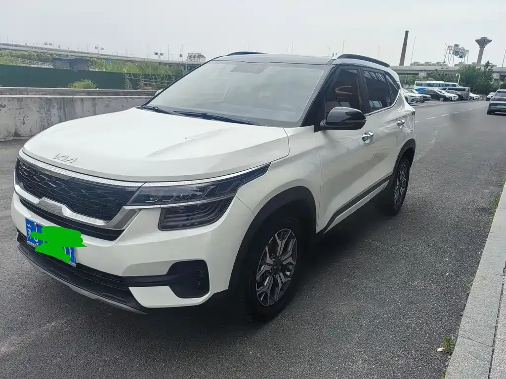 Kia KX3