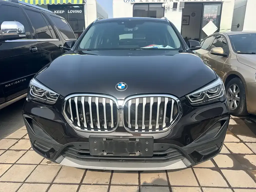 BMW X1 — фото 10