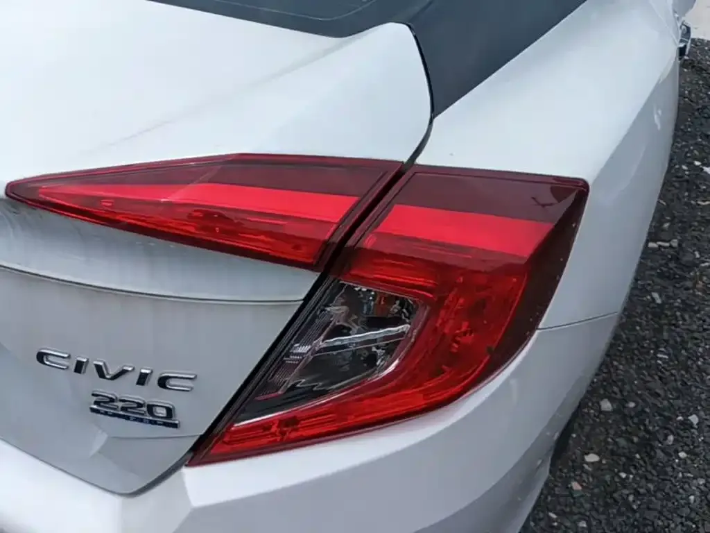 Honda Civic — фото 6