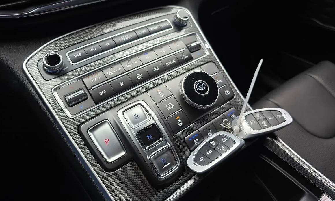 Hyundai Santafe — фото 9