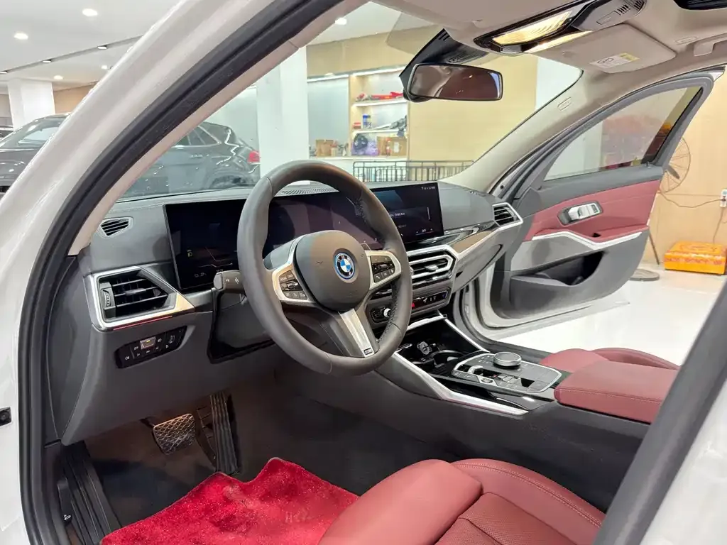 BMW i3 — фото 7