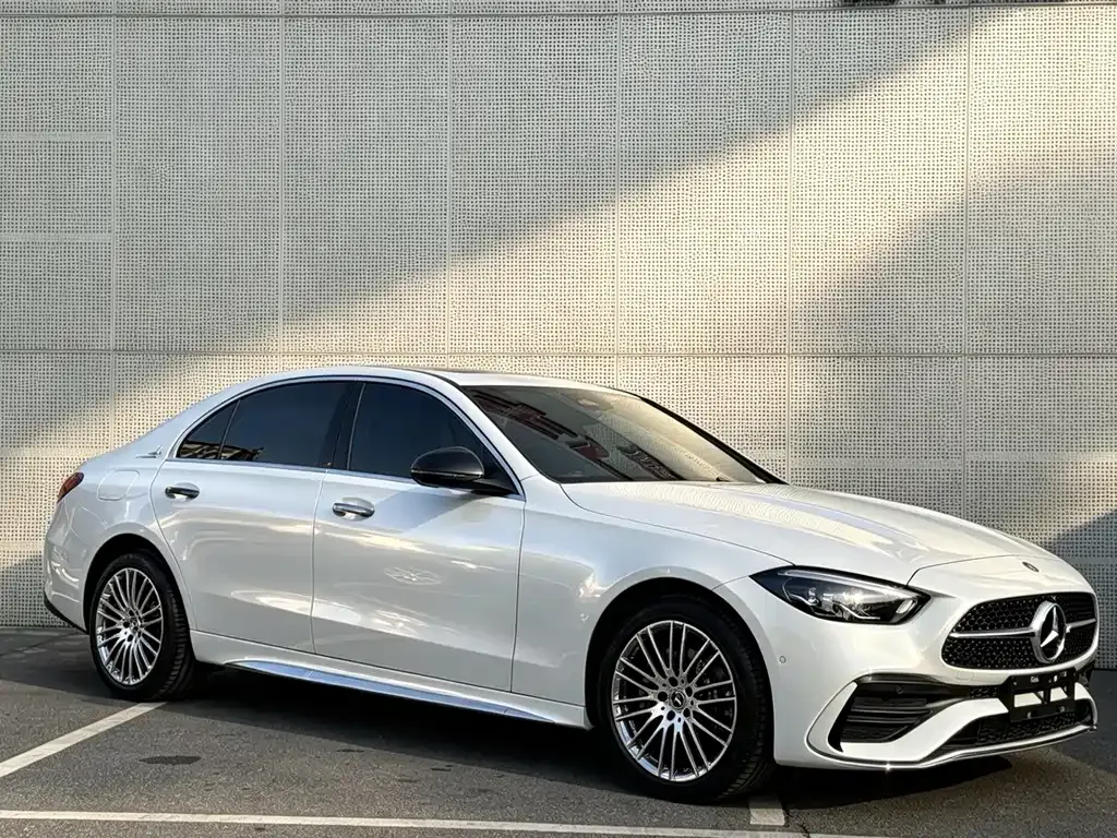 Mercedes-Benz C-Class — фото 10