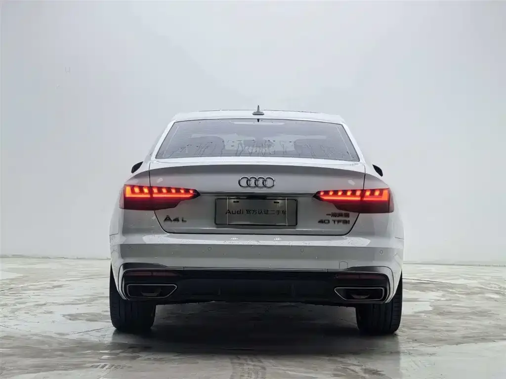 Audi A4L — фото 5