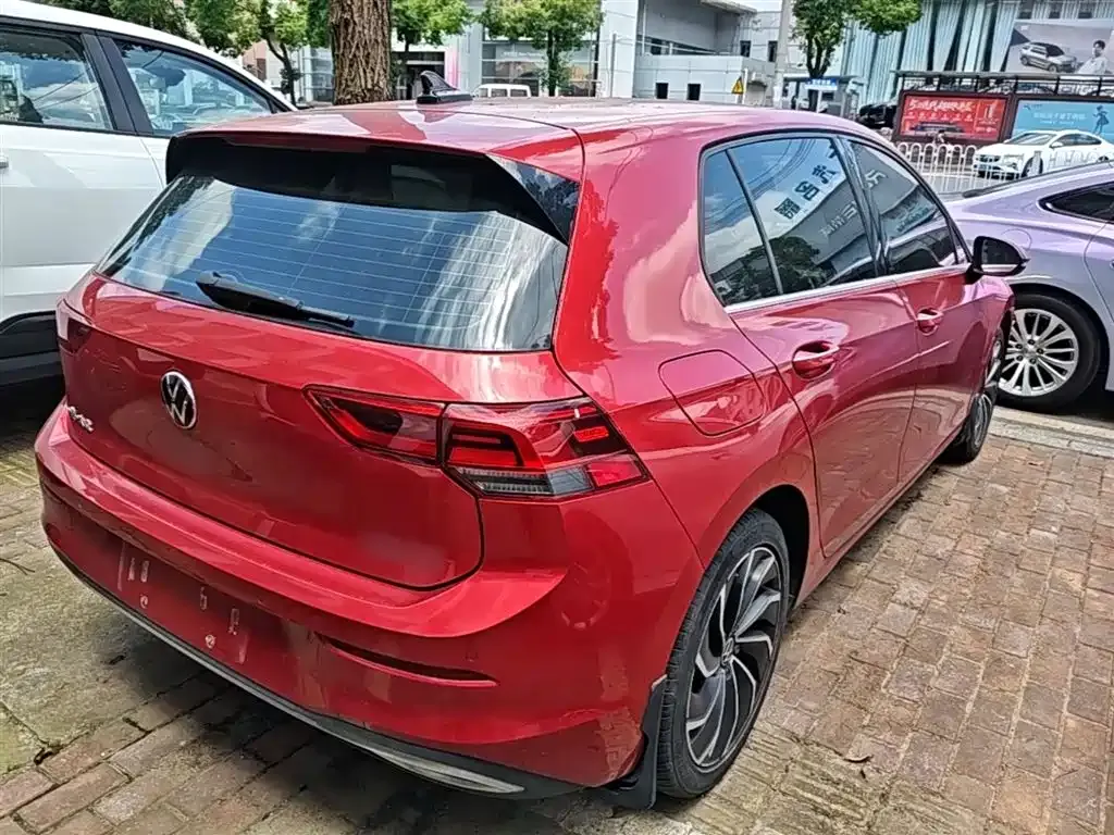 Volkswagen Golf 2021 из CN, фото 10