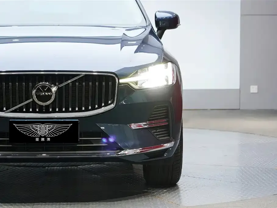 Volvo XC60 2024 из CN, фото 4