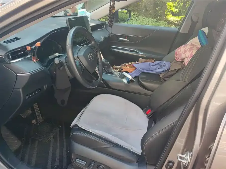 Toyota Harrier 2022 из CN, фото 8