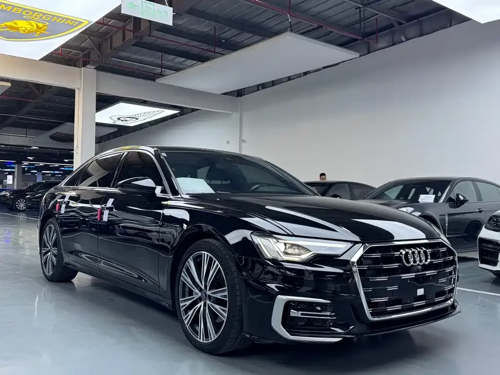 Audi A6L 2022 из CN, фото 6