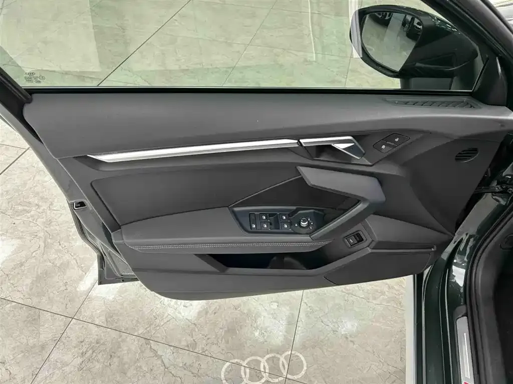 Audi A3 — фото 9