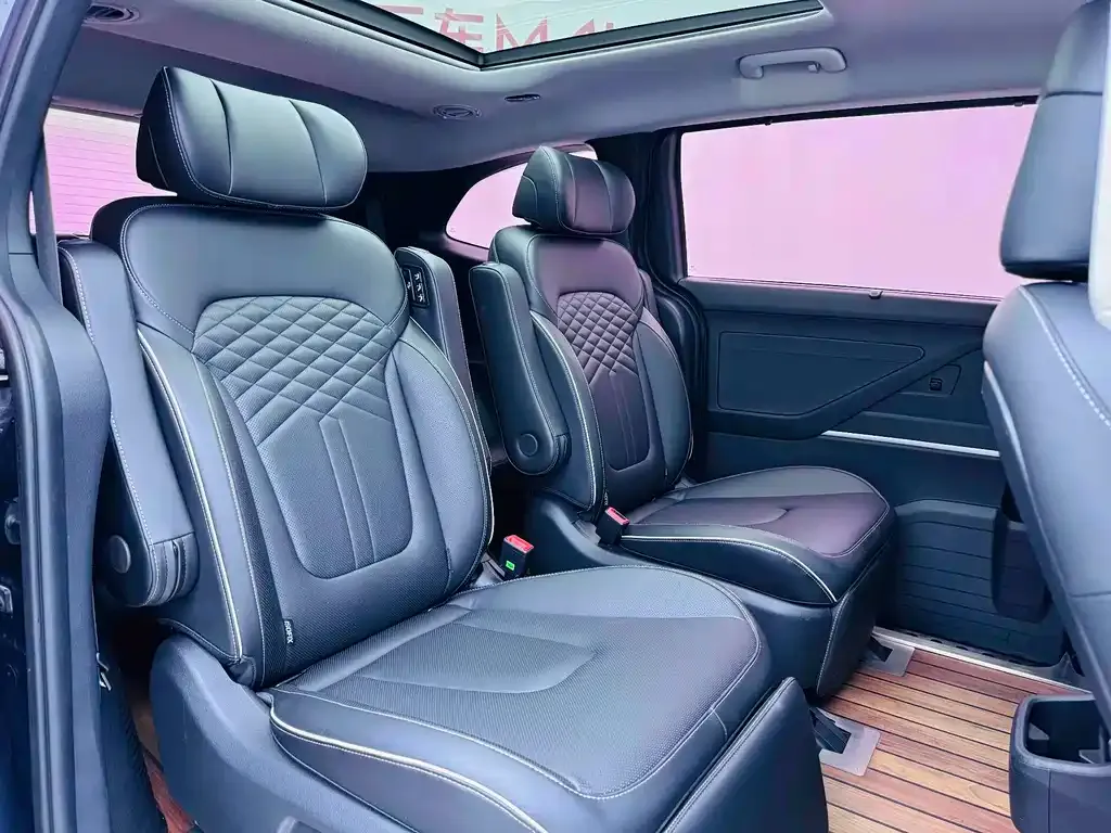 Hyundai Custo — фото 10