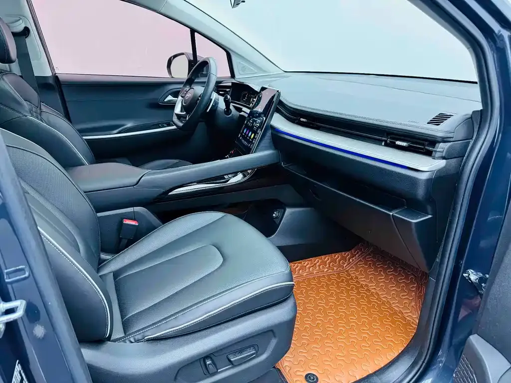 Hyundai Custo — фото 9