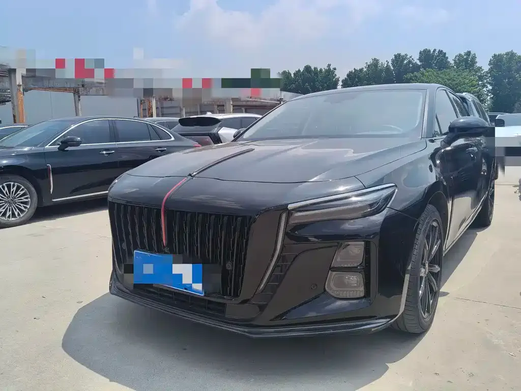 Hongqi H5 — фото 1