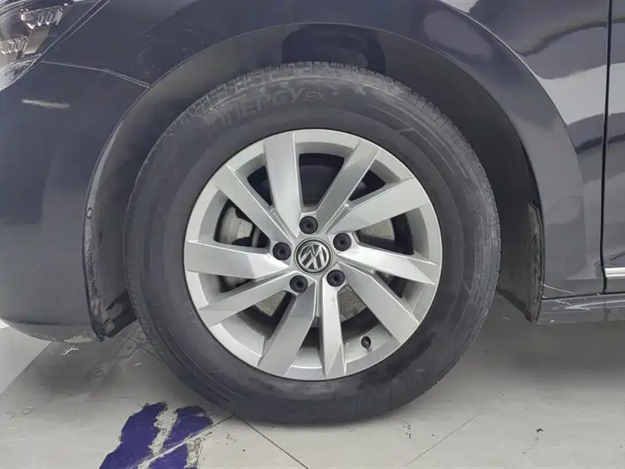 Volkswagen Passat 2021 из CN, фото 3
