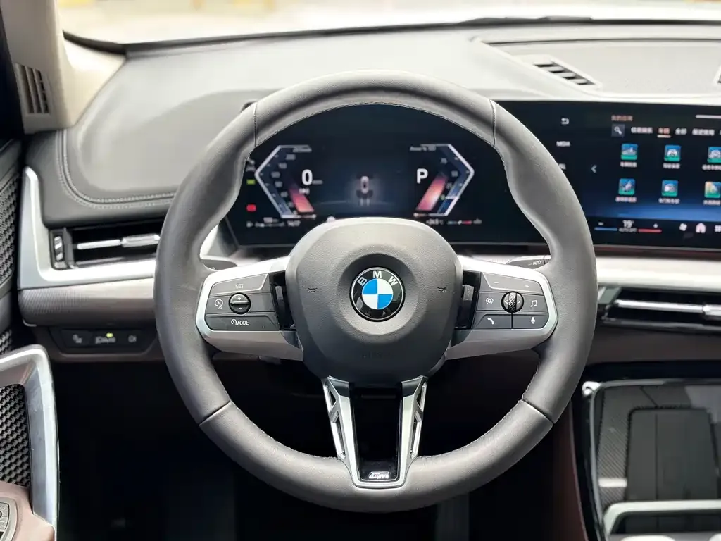 BMW X1 — фото 4