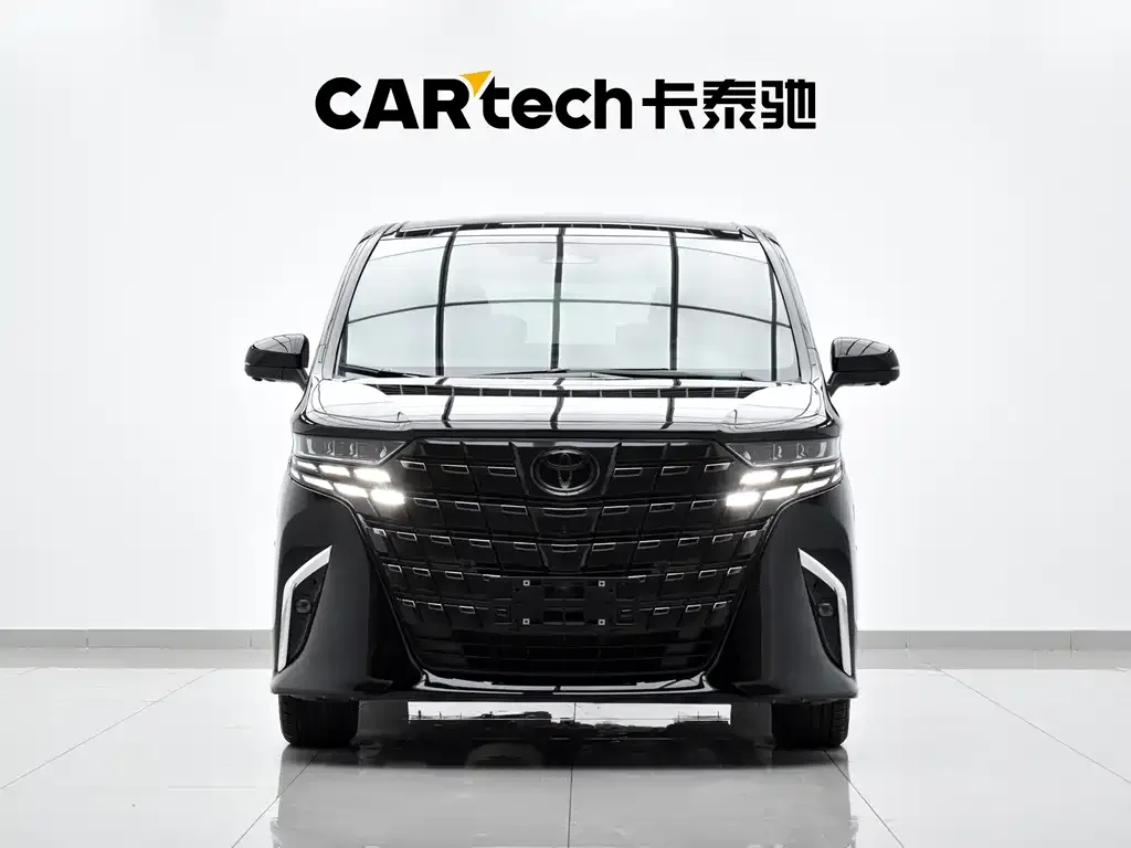 Toyota Alphard — фото 3